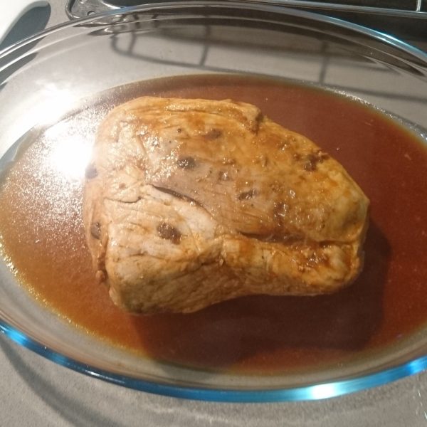 JAMÓN ASADO CON SALSA AGRIDULCE