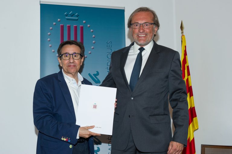 Lee más sobre el artículo El Bus de la Salud, galardonado por la Academia de Ciencias Médicas y de la Salud